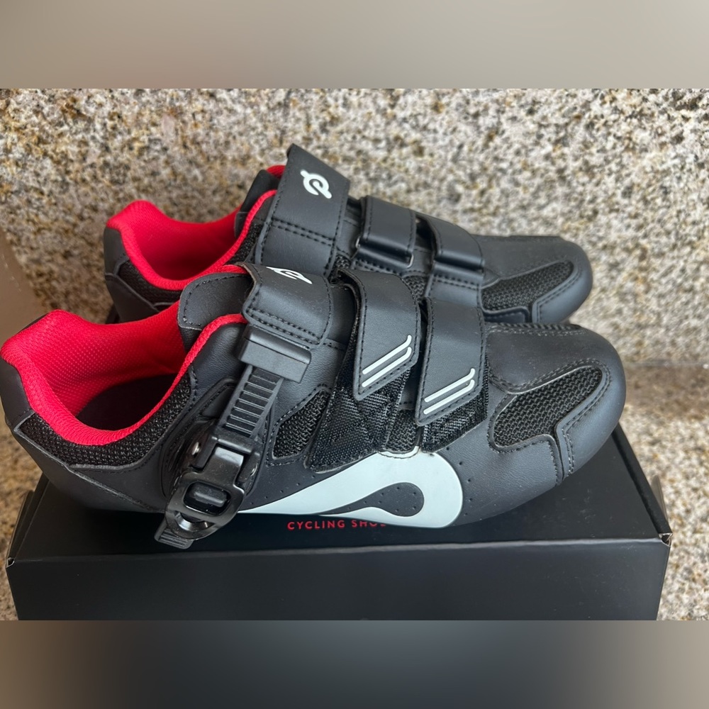 Peloton Cycling Shoes Gem